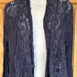💚3/$25 The pyramid collection M Elegant Navy Lace Women Shrug